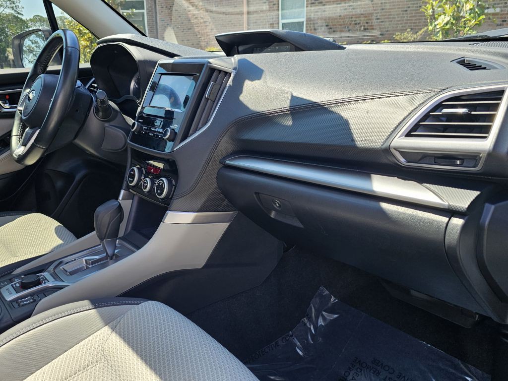 2023 Subaru Forester Image 19