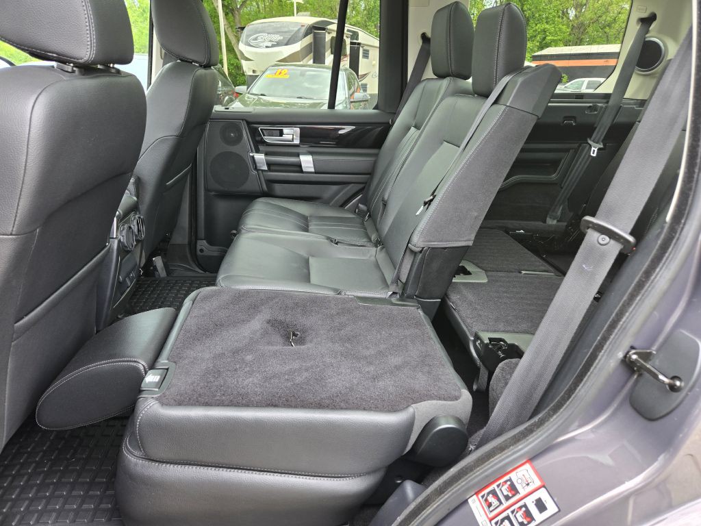 2016 Land Rover LR4 Image 35