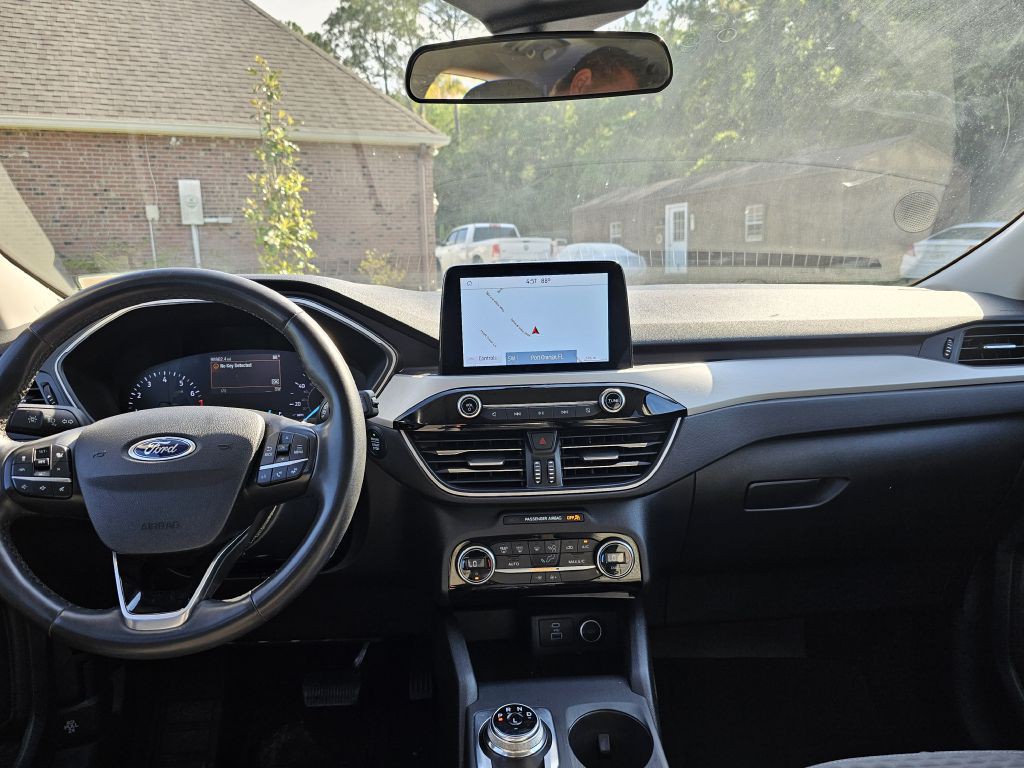 2021 Ford Escape Image 14