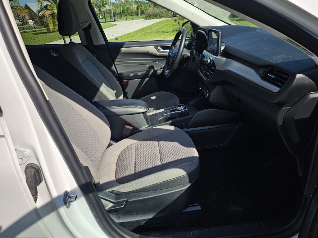 2021 Ford Escape Image 20