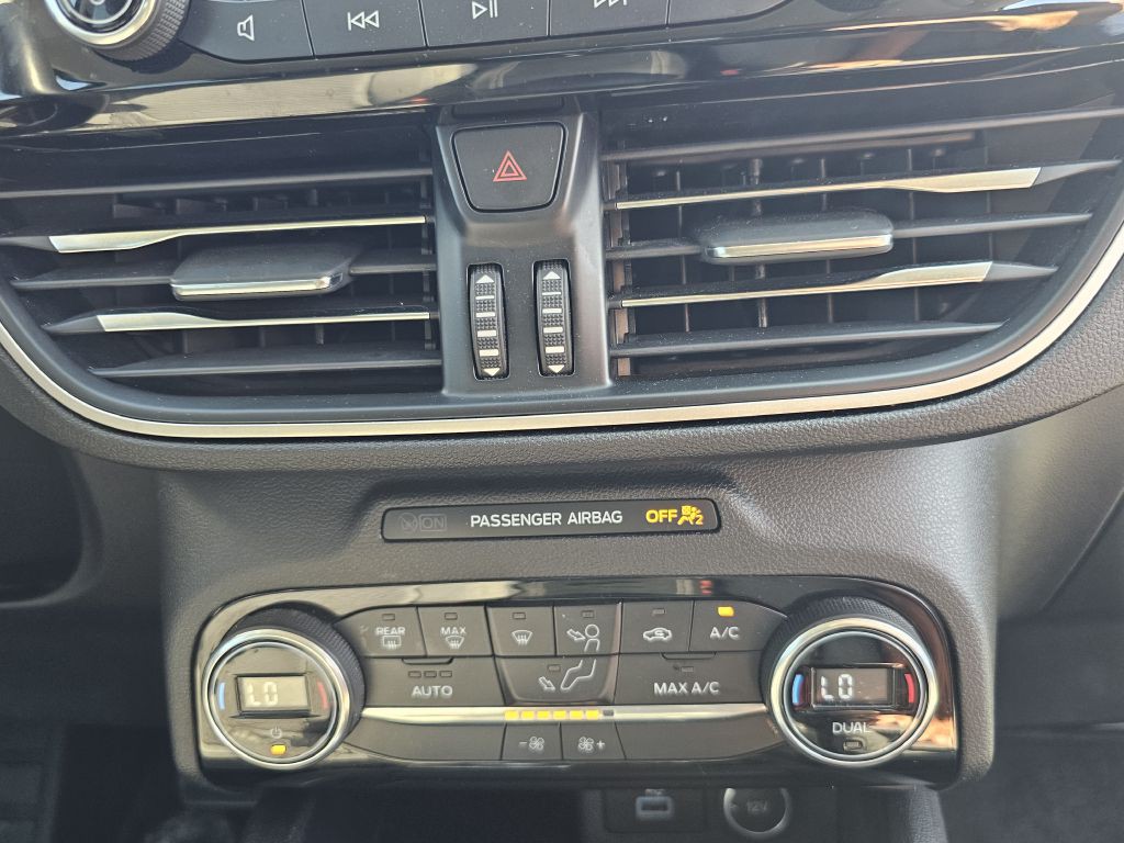 2021 Ford Escape Image 22
