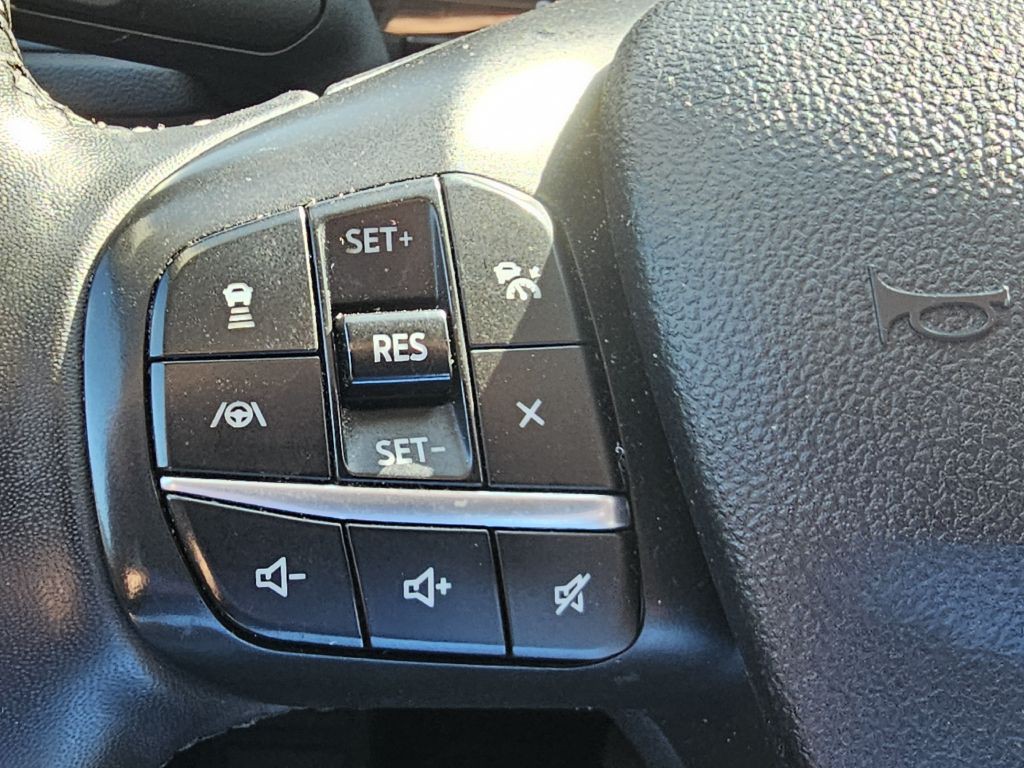 2021 Ford Escape Image 25