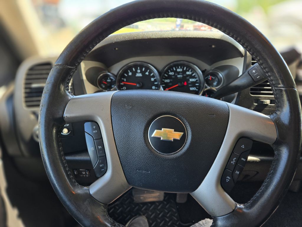 2012 Chevrolet Silverado 1500 Image 17