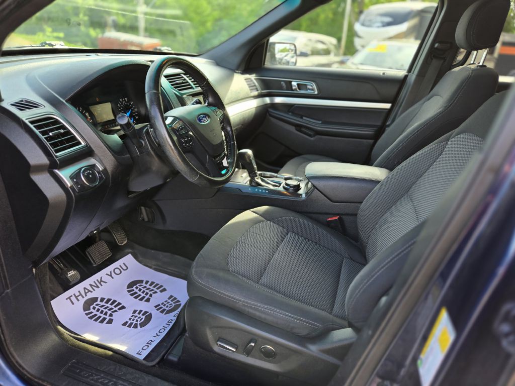 2016 Ford Explorer Image 13