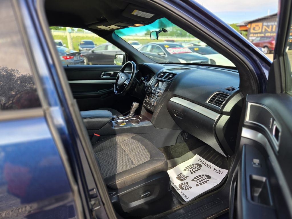 2016 Ford Explorer Image 29