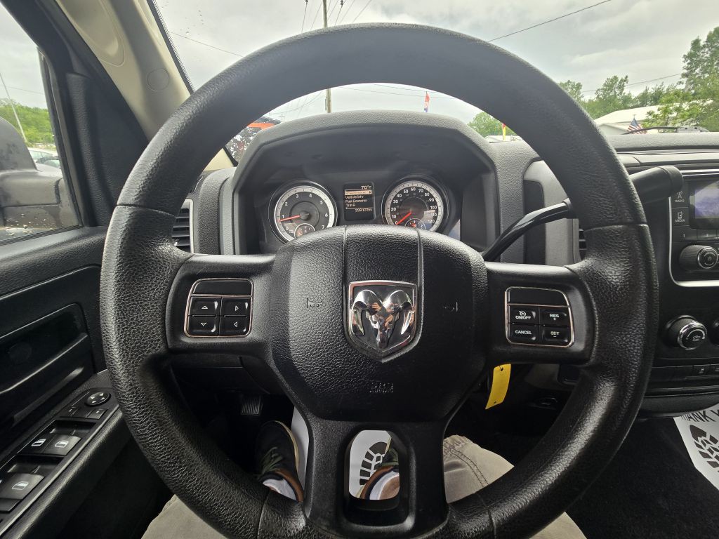 2015 RAM 1500 Image 15