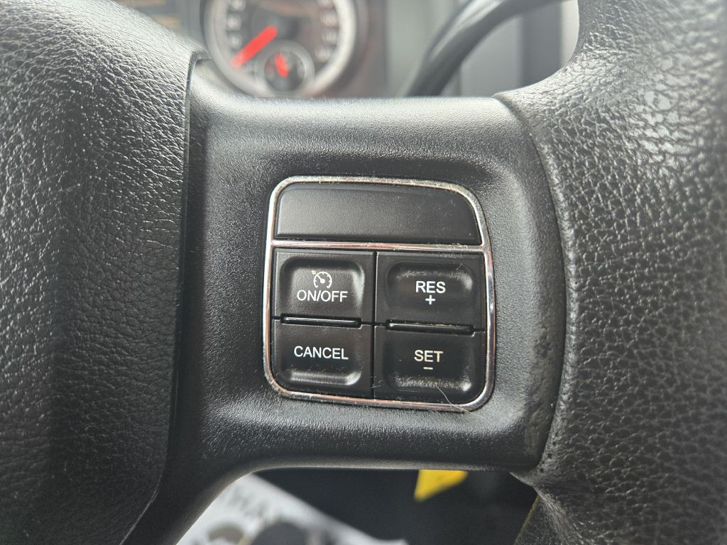 2015 RAM 1500 Image 18