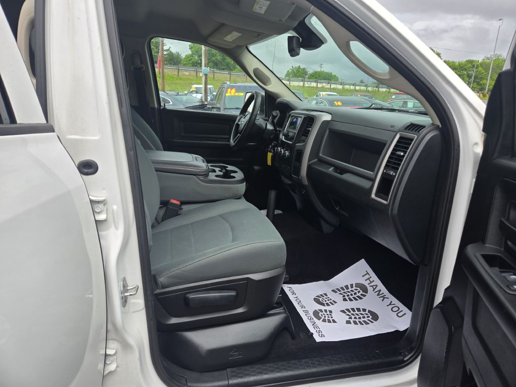 2015 RAM 1500 Image 26