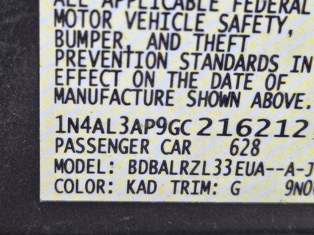 2016 Nissan Altima Image 31