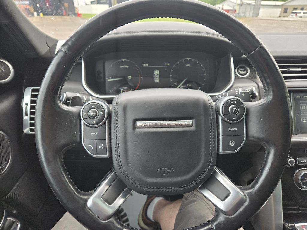 2016 Land Rover Range Rover Image 16