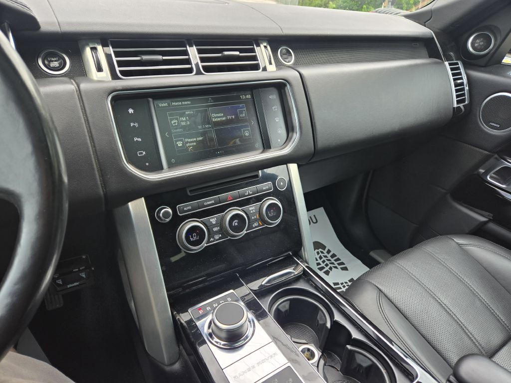 2016 Land Rover Range Rover Image 17