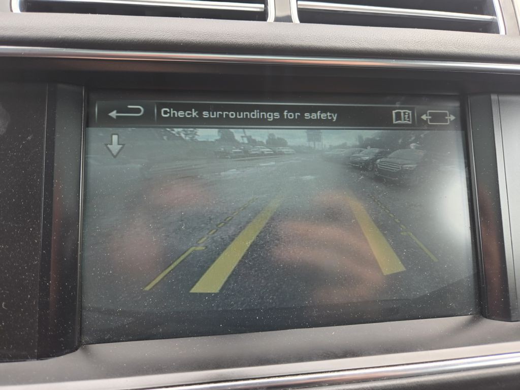 2016 Land Rover Range Rover Image 27