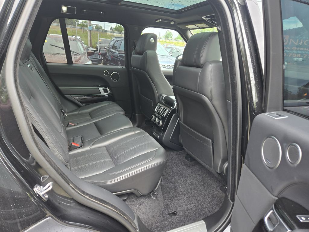 2016 Land Rover Range Rover Image 32