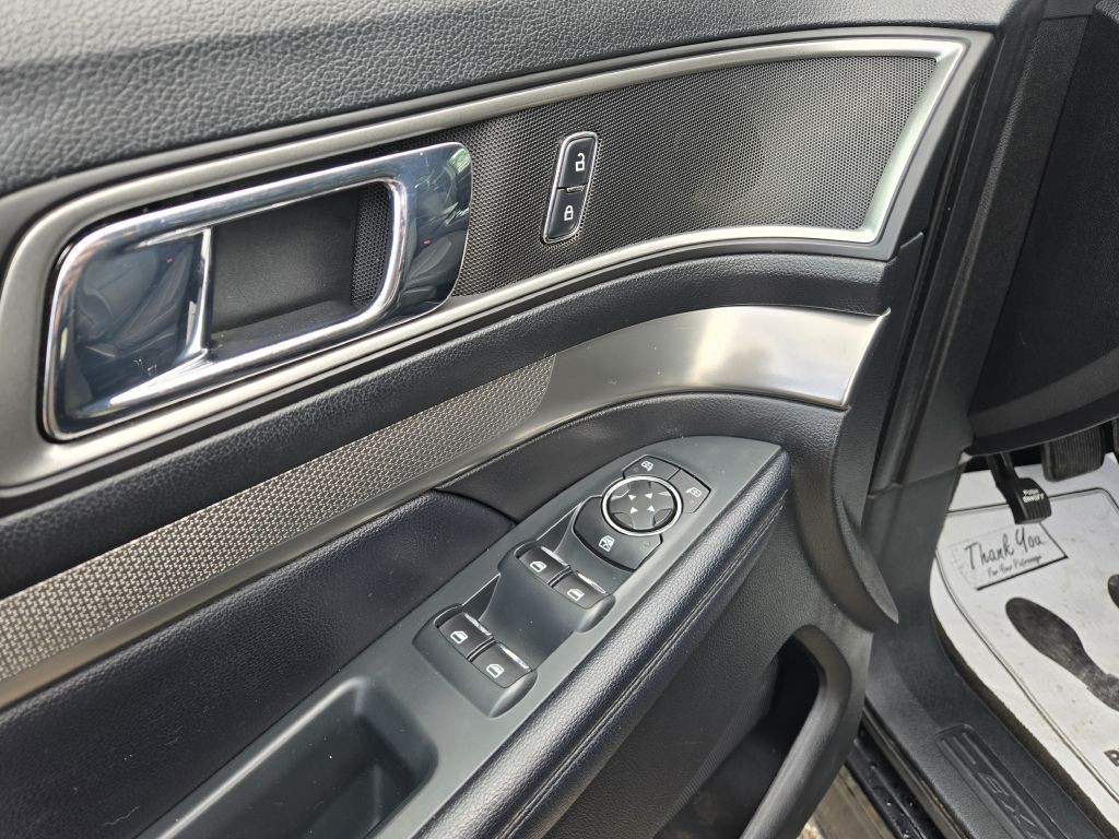 2018 Ford Explorer Image 15