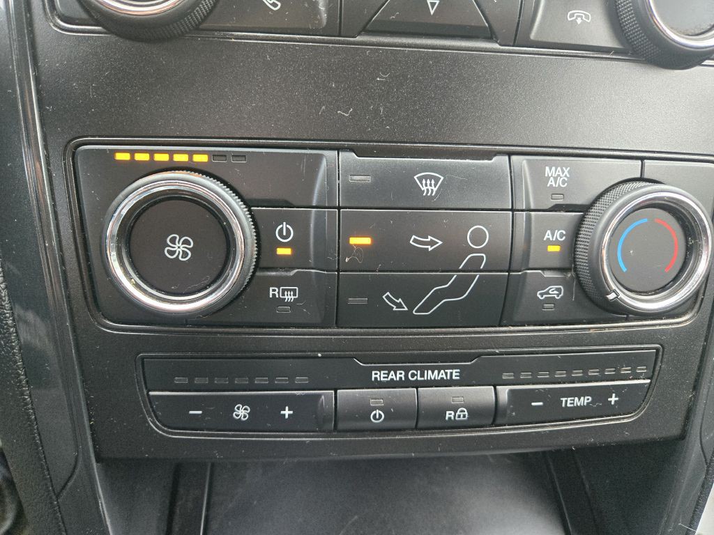 2018 Ford Explorer Image 23