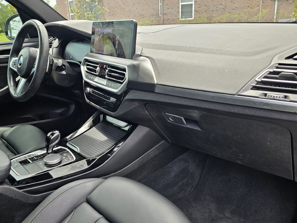 2022 BMW X3 Image 23