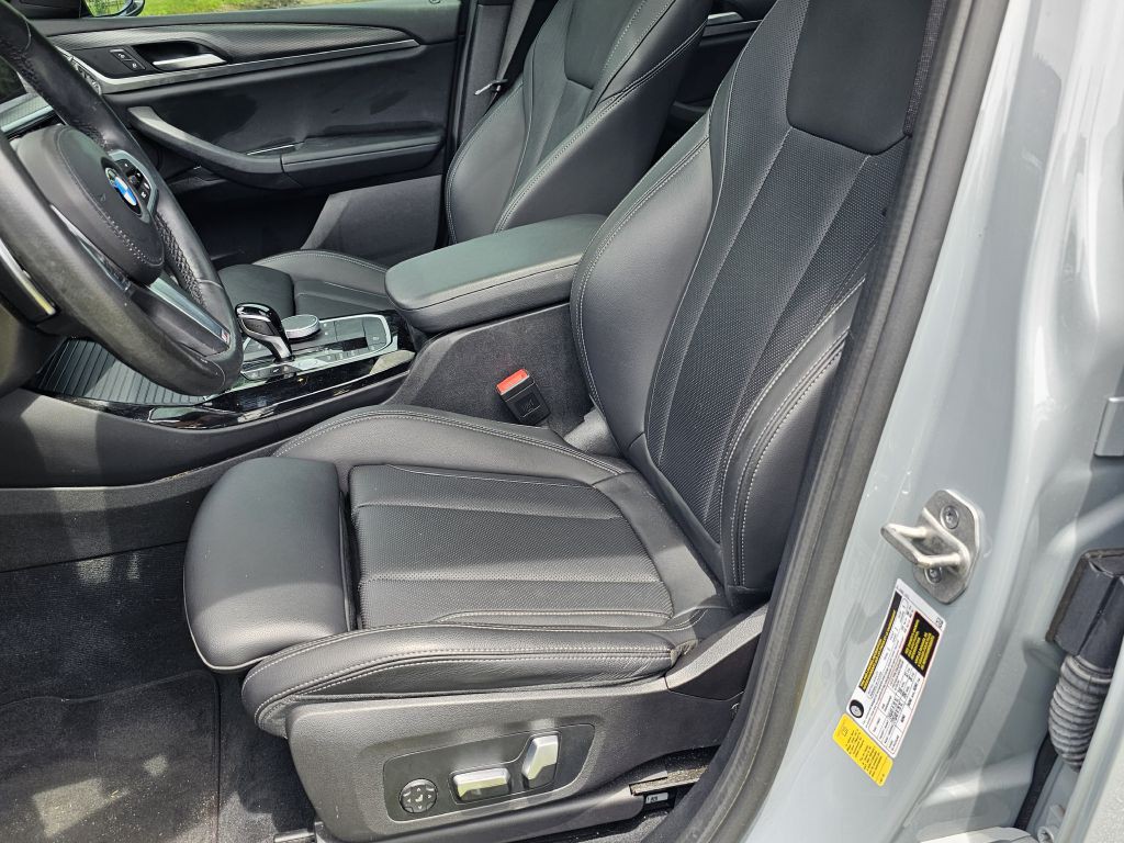 2022 BMW X3 Image 25