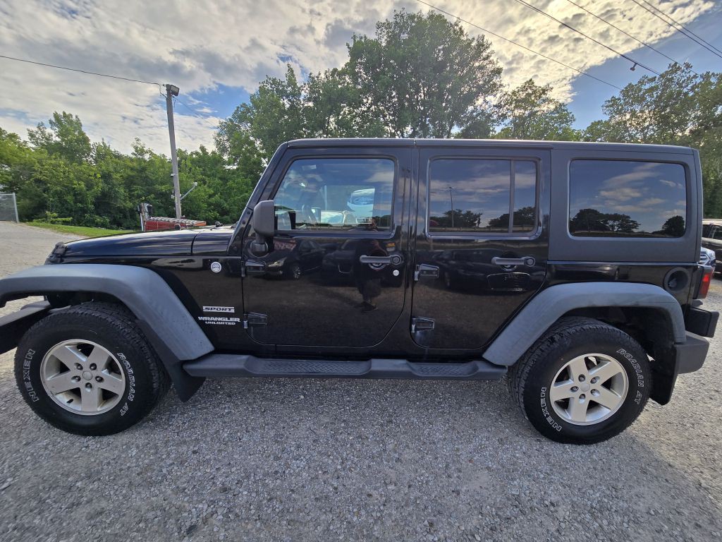 2012 Jeep Wrangler Unlimited Image 8