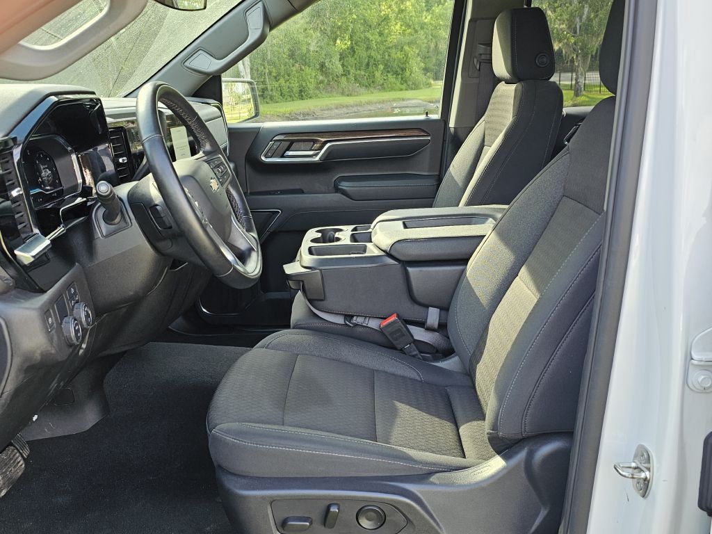 2024 Chevrolet Silverado 1500 Image 16