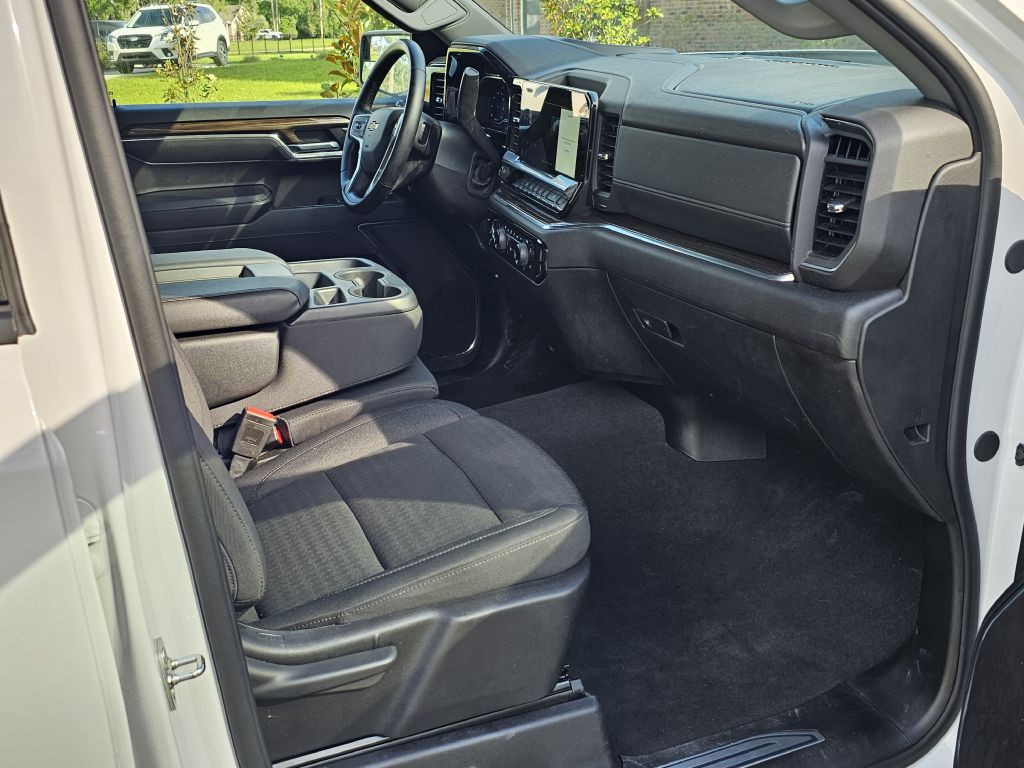 2024 Chevrolet Silverado 1500 Image 18