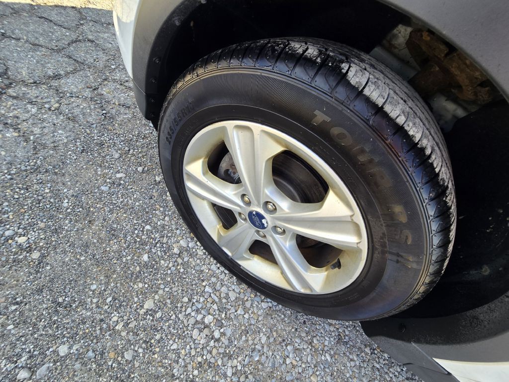 2016 Ford Escape Image 9
