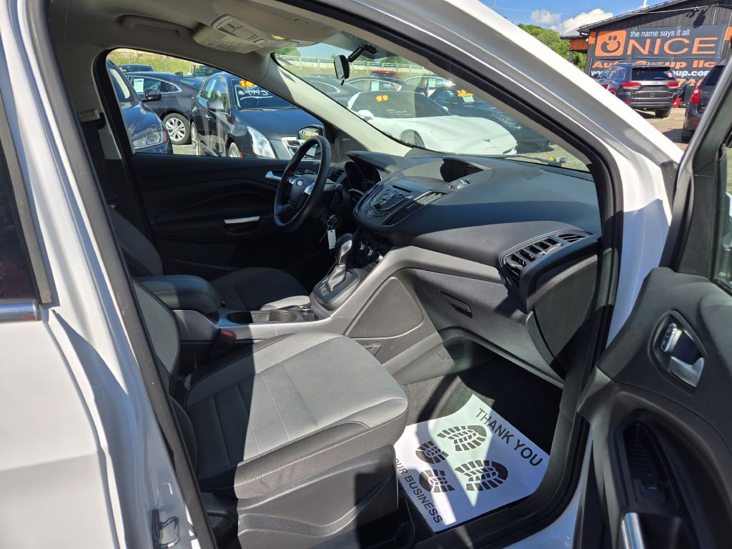 2016 Ford Escape Image 23