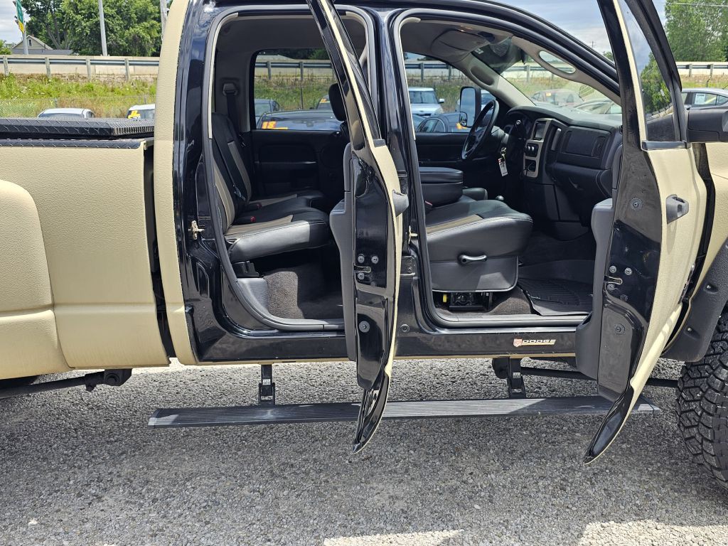 2003 Dodge Ram 3500 Image 13