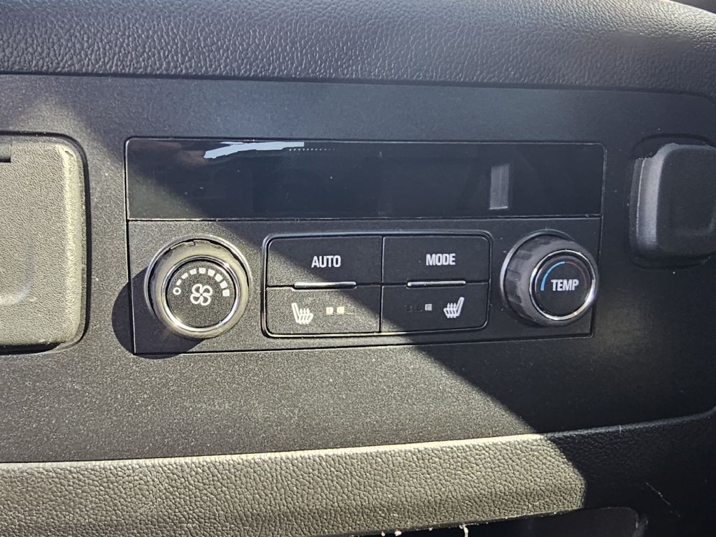 2020 GMC Yukon Image 20
