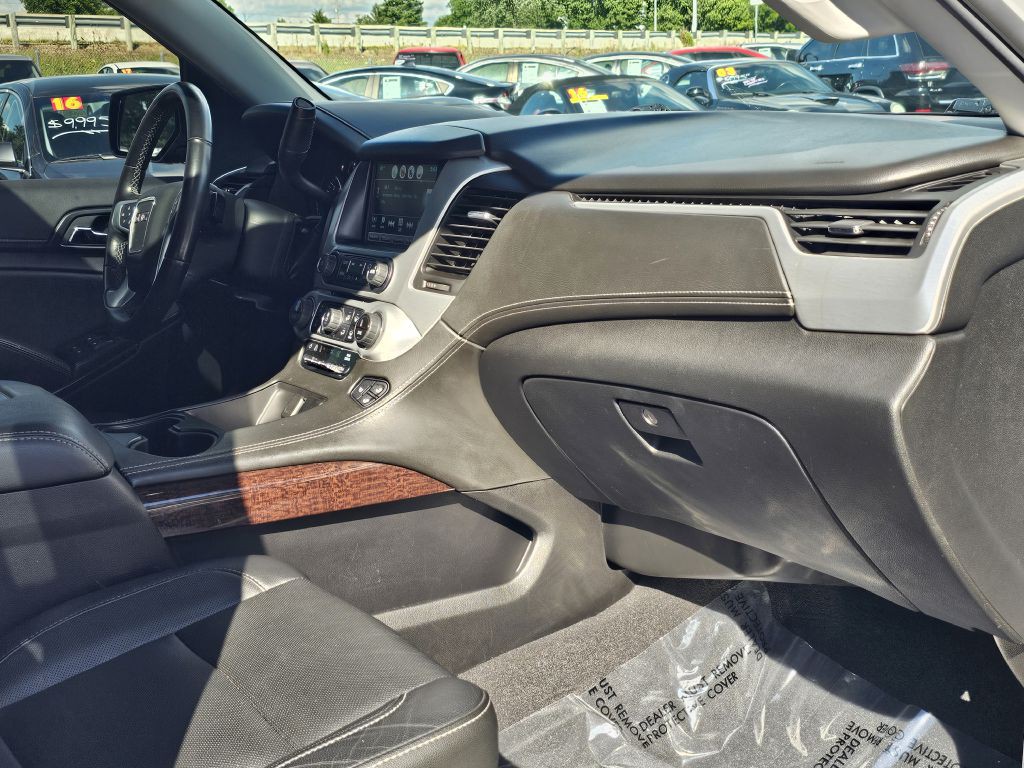 2020 GMC Yukon Image 28