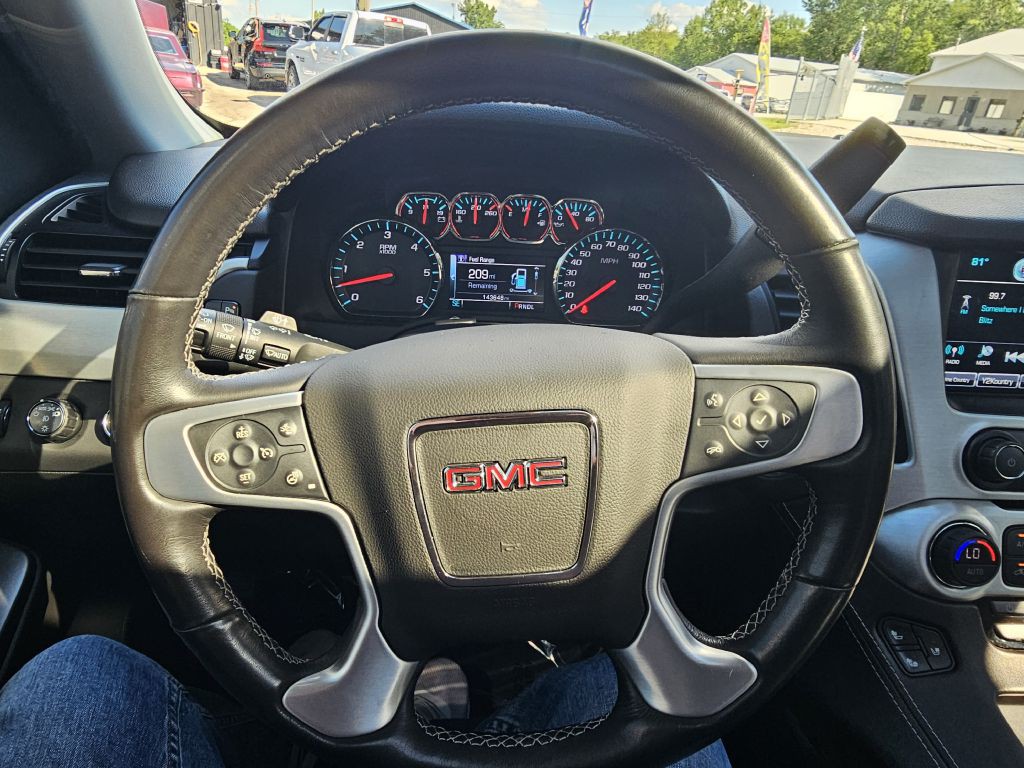 2020 GMC Yukon Image 36