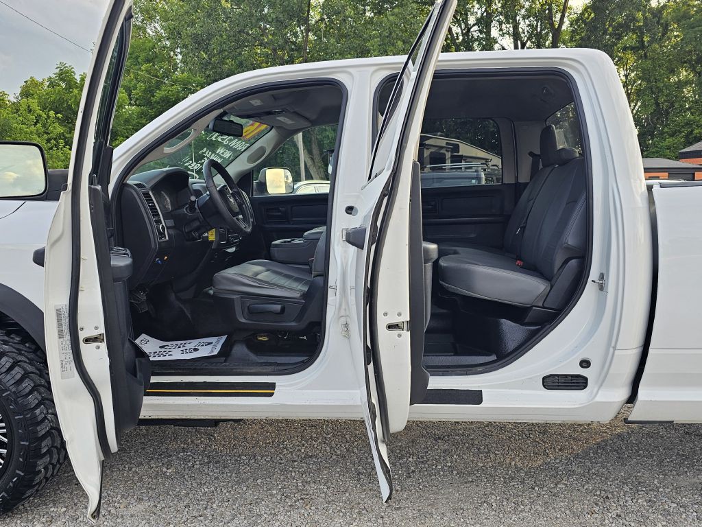 2016 RAM 2500 Image 14