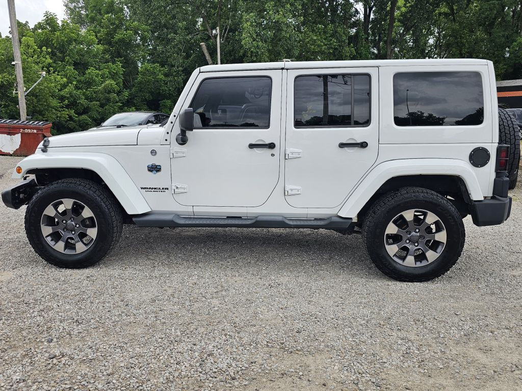 2012 Jeep Wrangler Unlimited Image 2