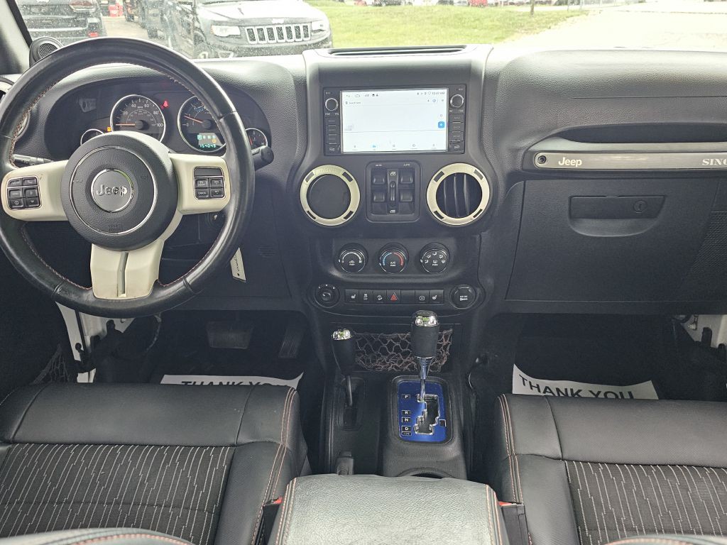 2012 Jeep Wrangler Unlimited Image 22