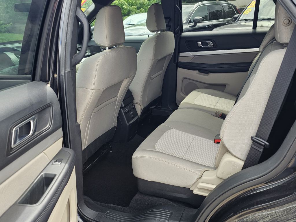 2019 Ford Explorer Image 16