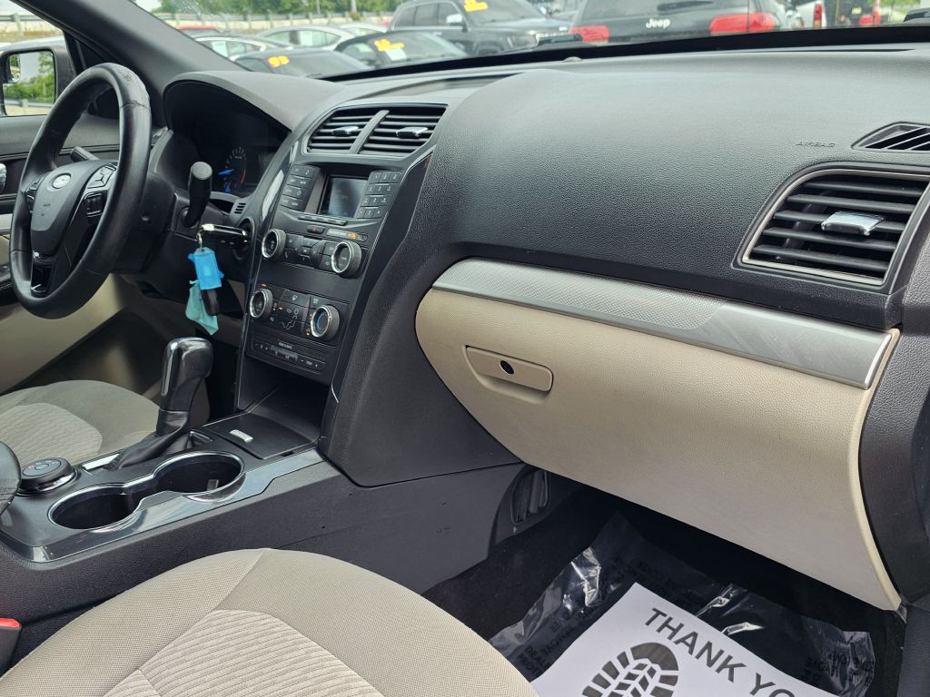 2019 Ford Explorer Image 25