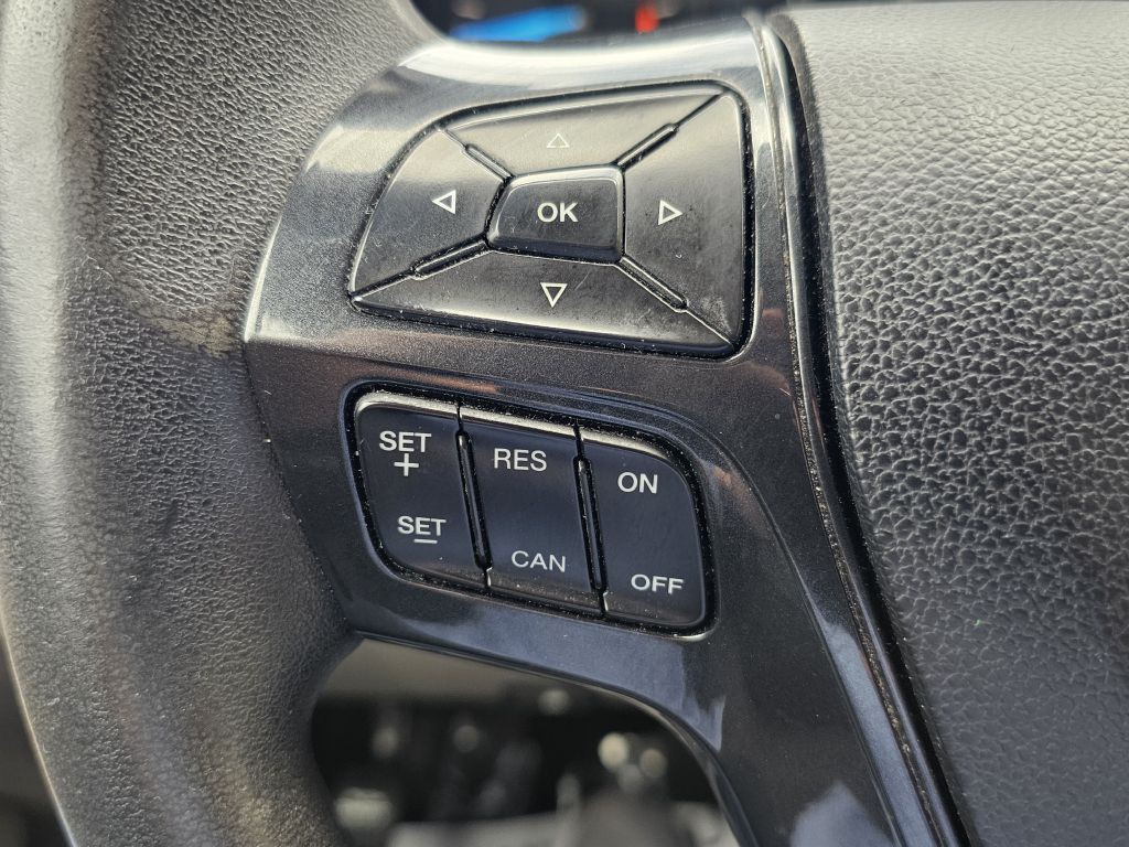 2019 Ford Explorer Image 27
