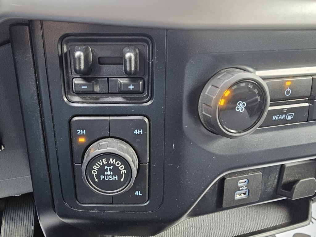2023 Ford F-150 Image 32