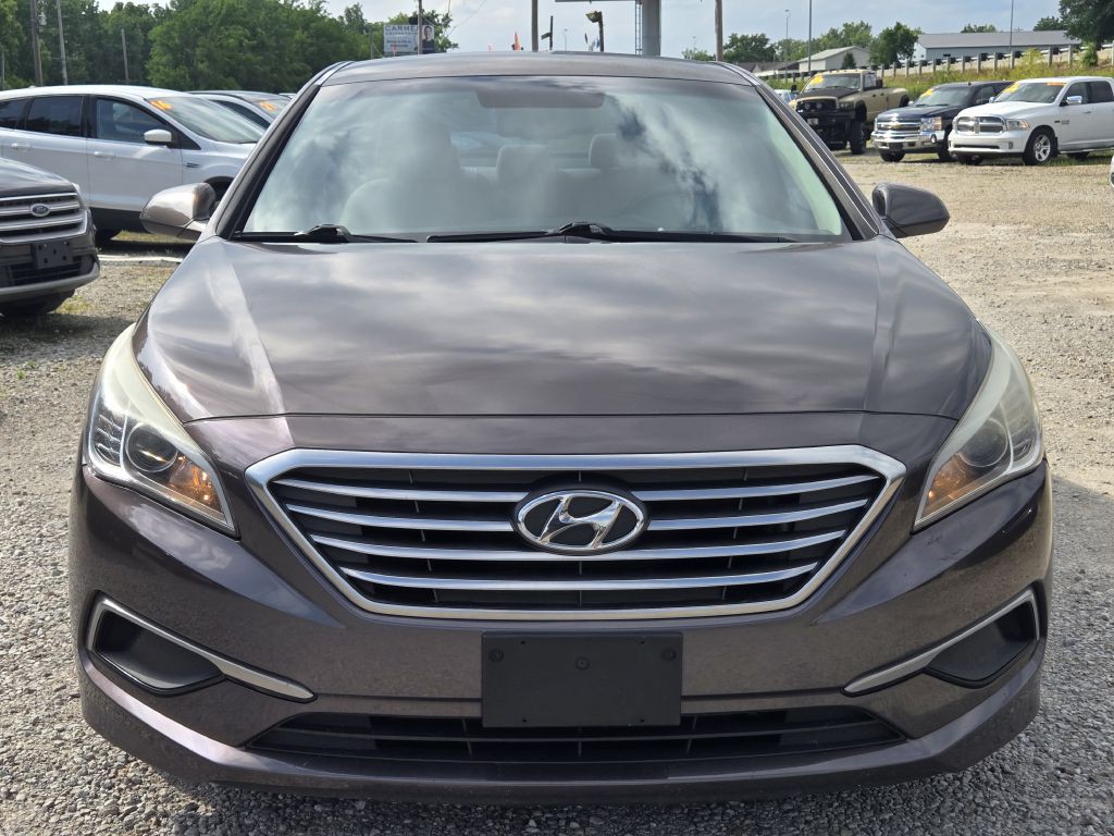 2016 Hyundai Sonata Image 2