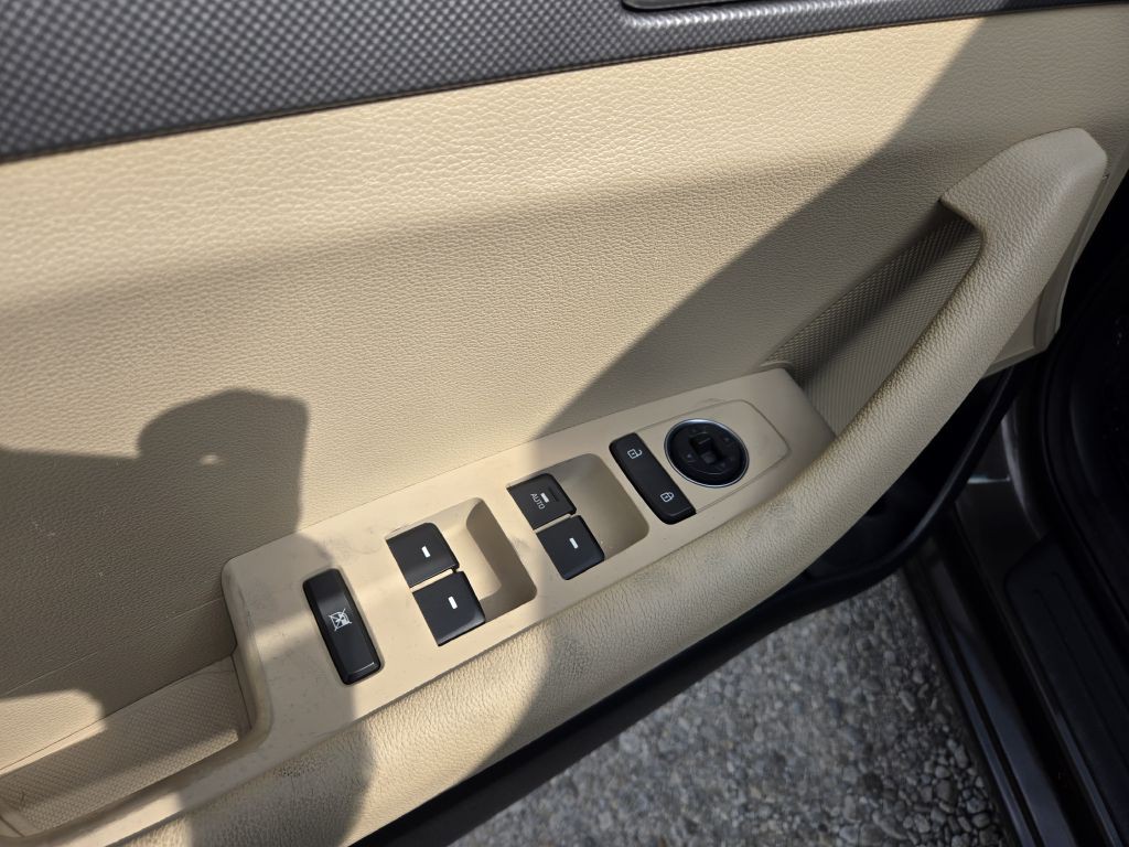 2016 Hyundai Sonata Image 13