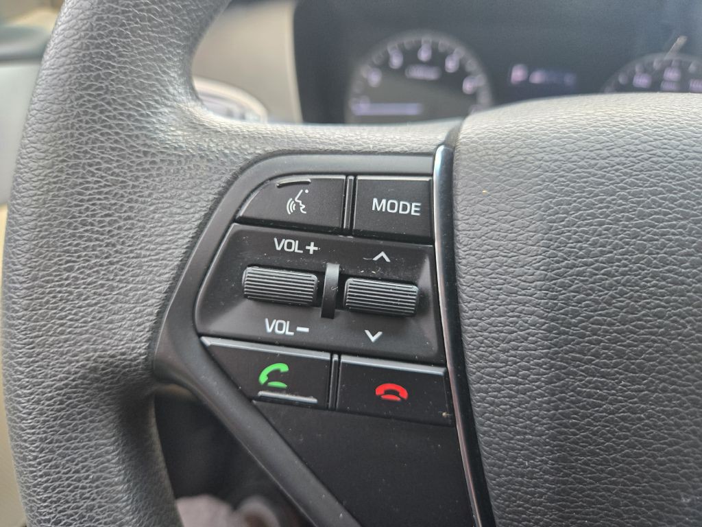 2016 Hyundai Sonata Image 16