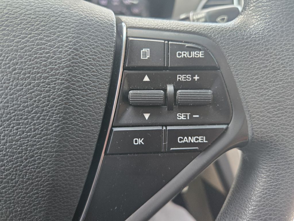 2016 Hyundai Sonata Image 17