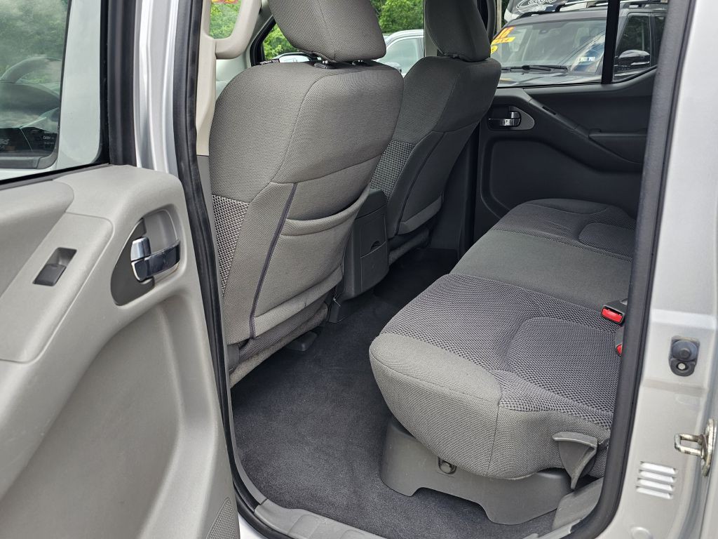 2019 Nissan Frontier Image 18