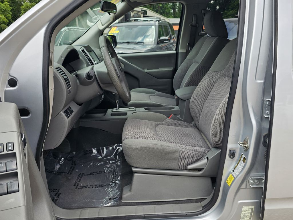 2019 Nissan Frontier Image 19