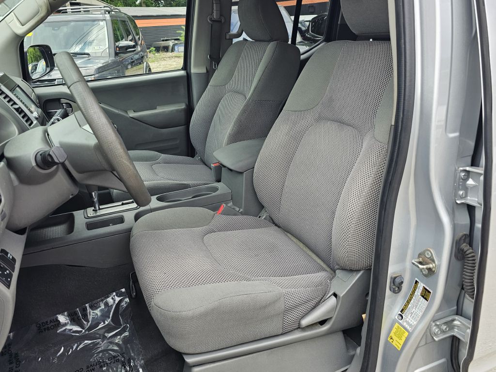 2019 Nissan Frontier Image 20