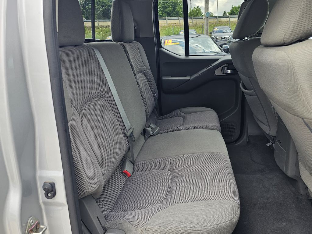 2019 Nissan Frontier Image 22