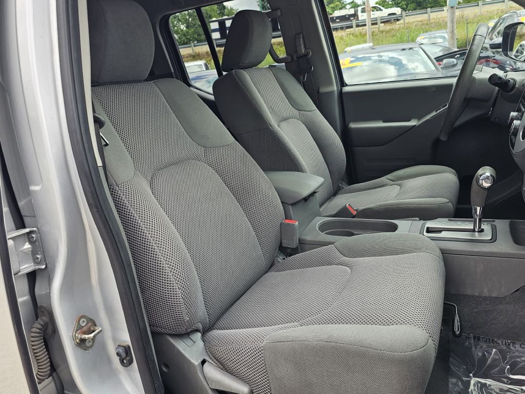2019 Nissan Frontier Image 24
