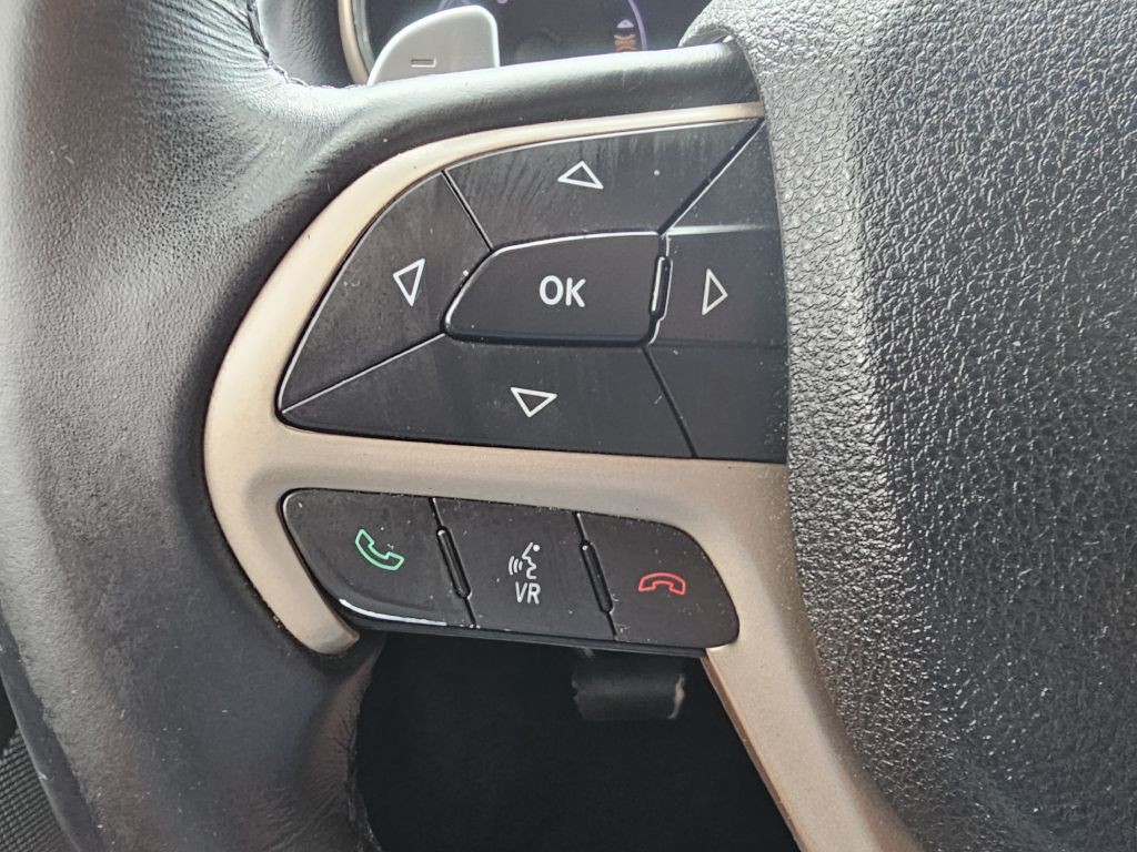 2017 Jeep Grand Cherokee Image 28