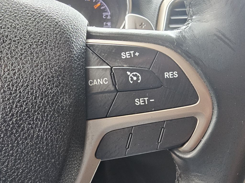 2017 Jeep Grand Cherokee Image 29