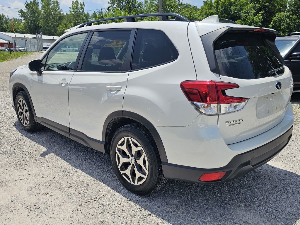2022 Subaru Forester Image 3