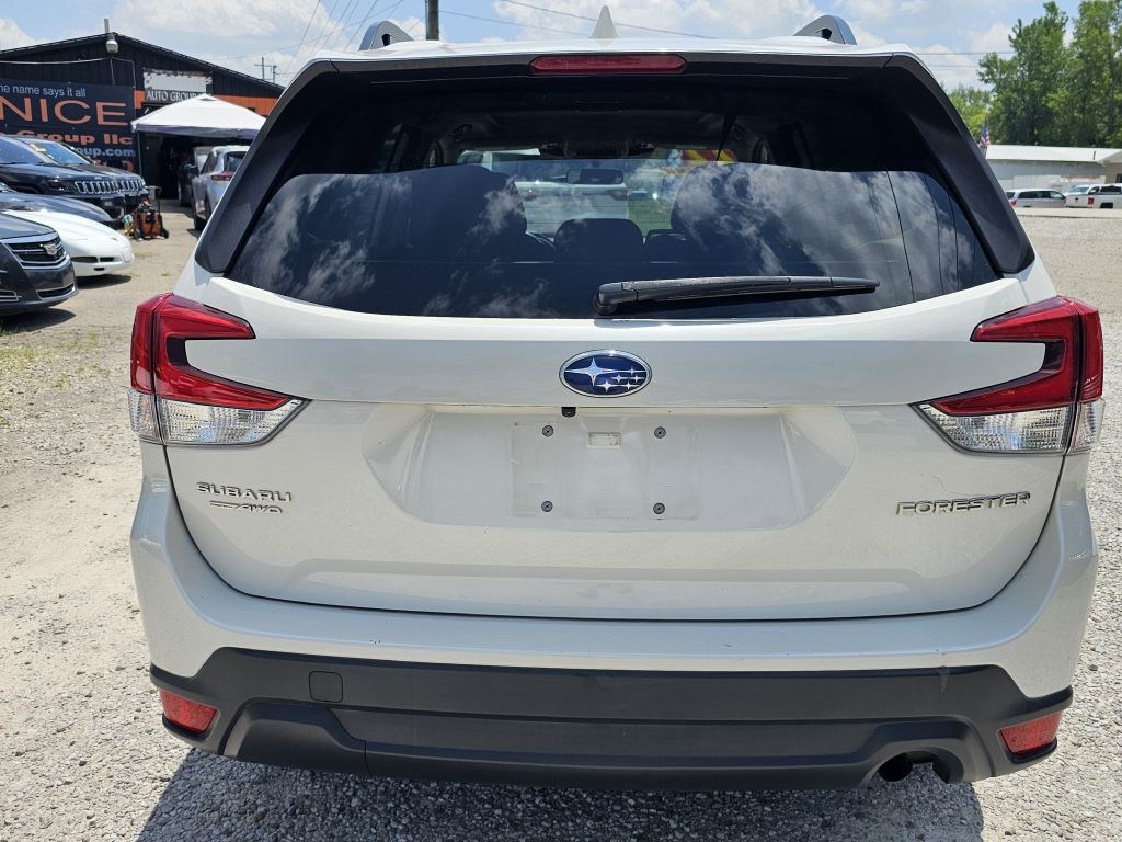 2022 Subaru Forester Image 4
